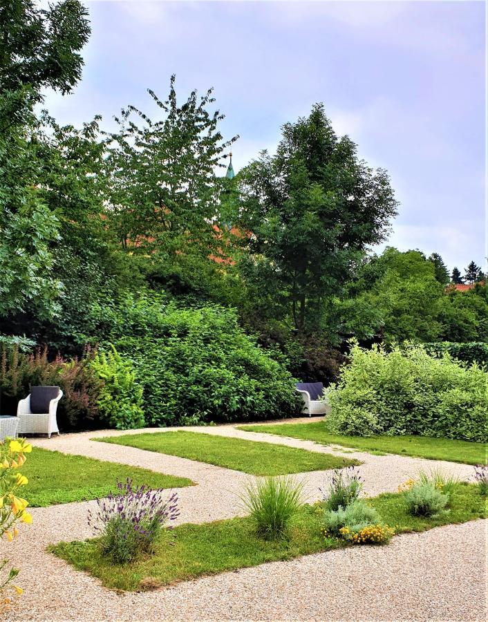 Garden Residence Prague Castle エクステリア 写真
