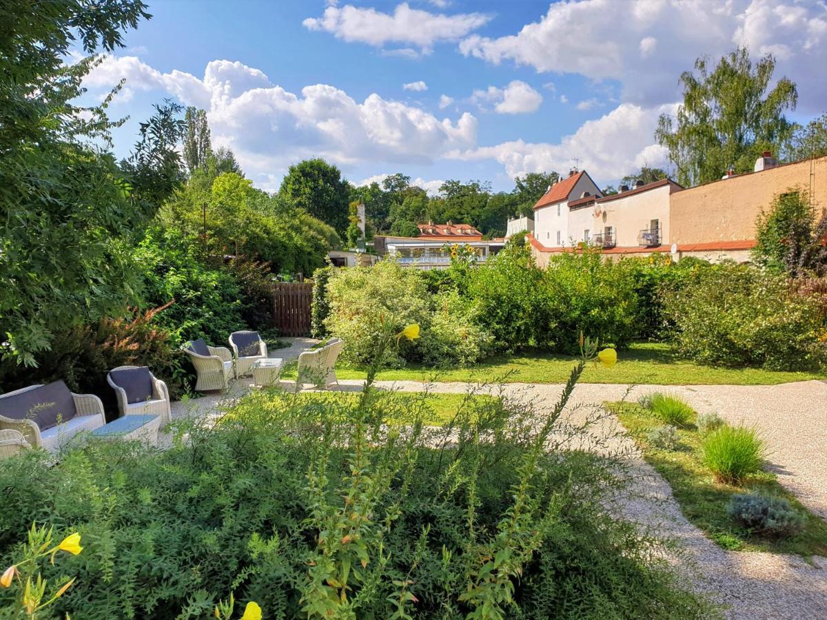 Garden Residence Prague Castle エクステリア 写真