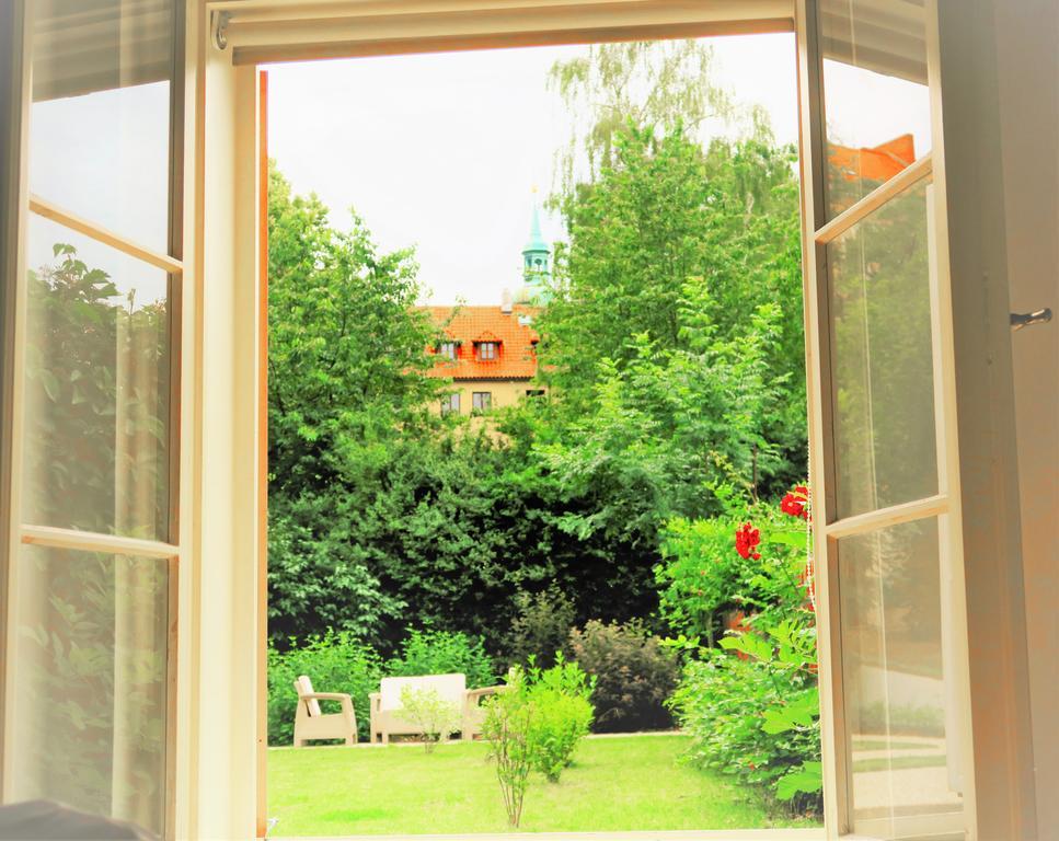 Garden Residence Prague Castle エクステリア 写真